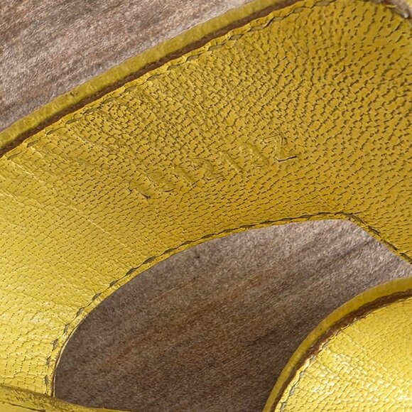 Hermes Oran Yellow Leather H Sandals Eur. 37 - Picture 10 of 14